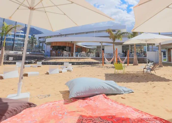 Domes Baobab Suites מלון