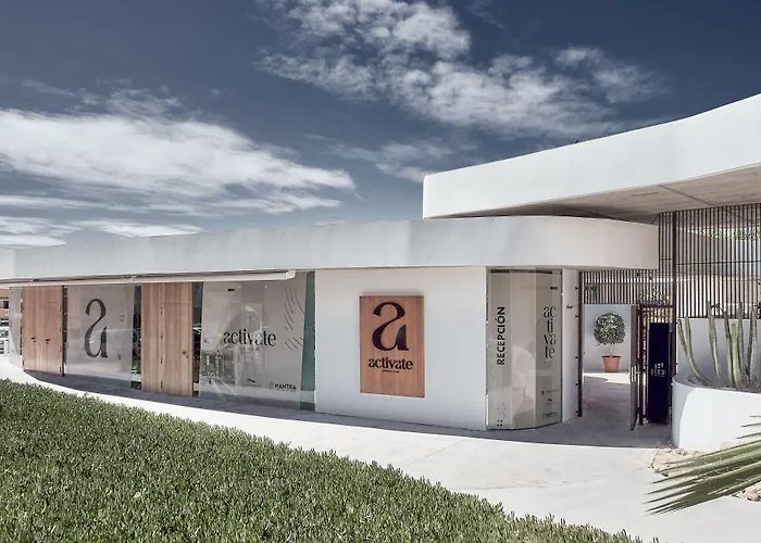 מלון Domes Baobab Suites