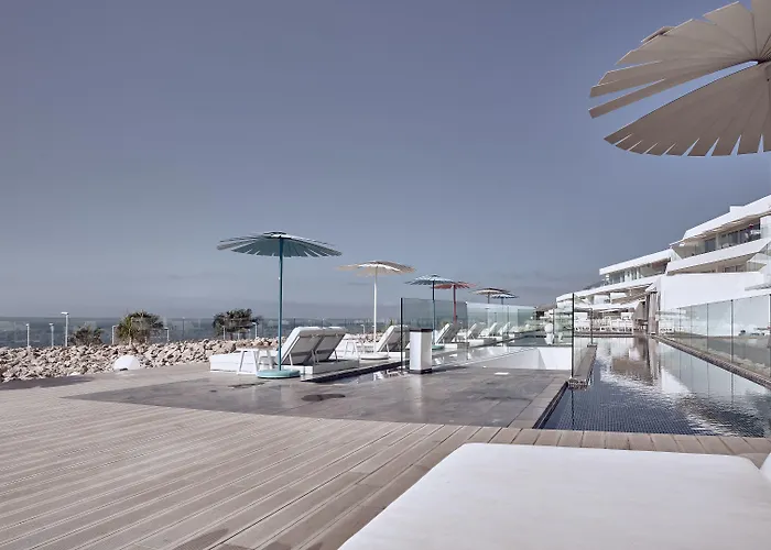 Domes Baobab Suites מלון אדחה