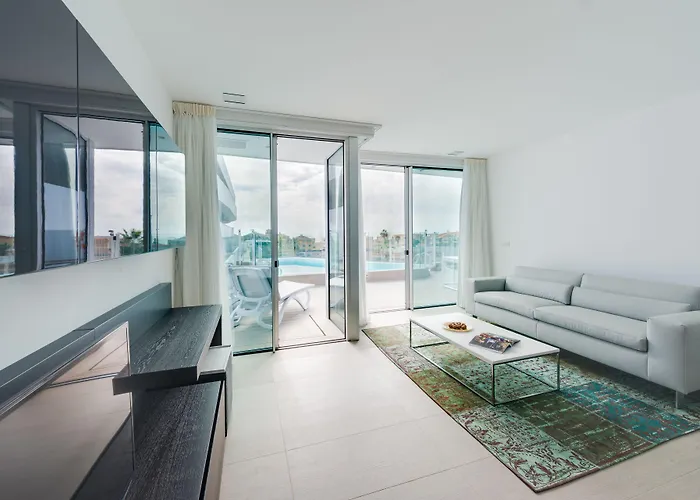 Baobab מלון אדחה